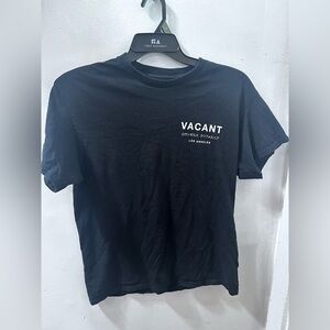 Vacant Tee
